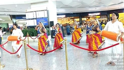 G20 Folk Performance